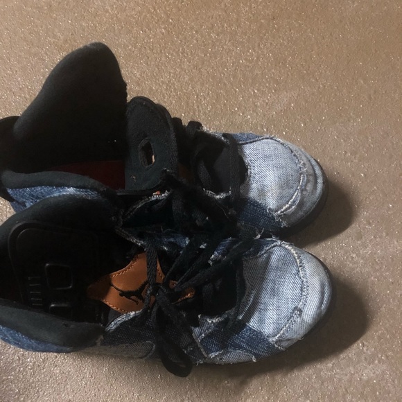 AIR JORDAN 6 RETRO WASHED DENIM - Picture 1 of 4